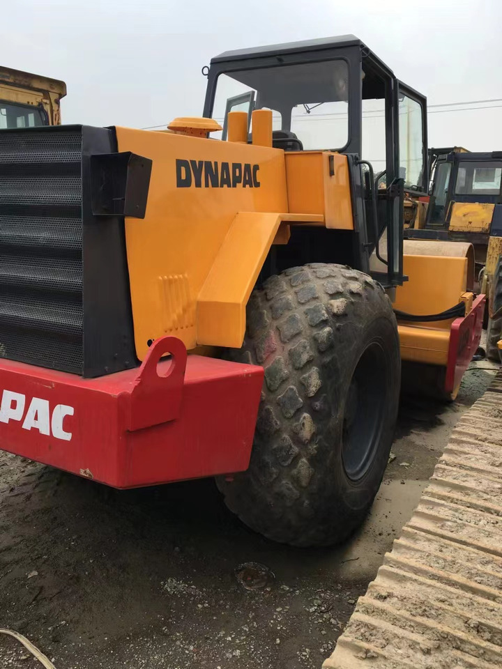 DYNAPAC CA25D - Kompaktor: obrázek 1 DYNAPAC CA25D - Kompaktor: obrázek 1