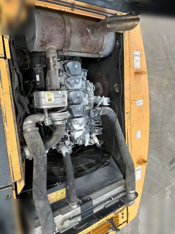 HYUNDAI ROBEX 210W-9 - Kolesové rýpadlo: obrázek 5 HYUNDAI ROBEX 210W-9 - Kolesové rýpadlo: obrázek 5