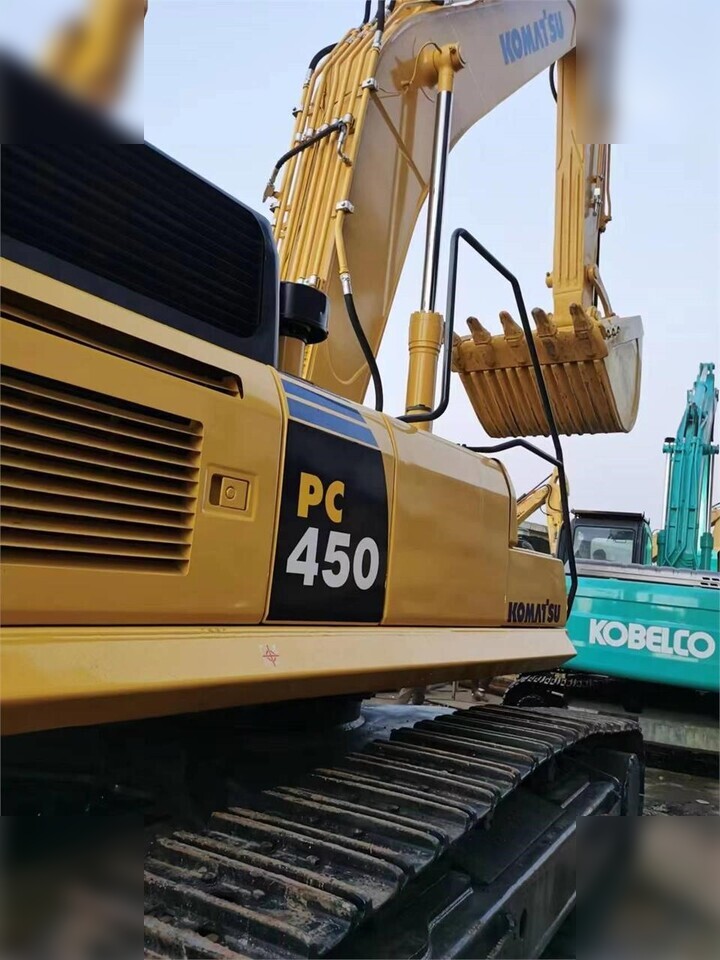 KOMATSU PC450-8 - Pásové rýpadlo: obrázek 2 KOMATSU PC450-8 - Pásové rýpadlo: obrázek 2