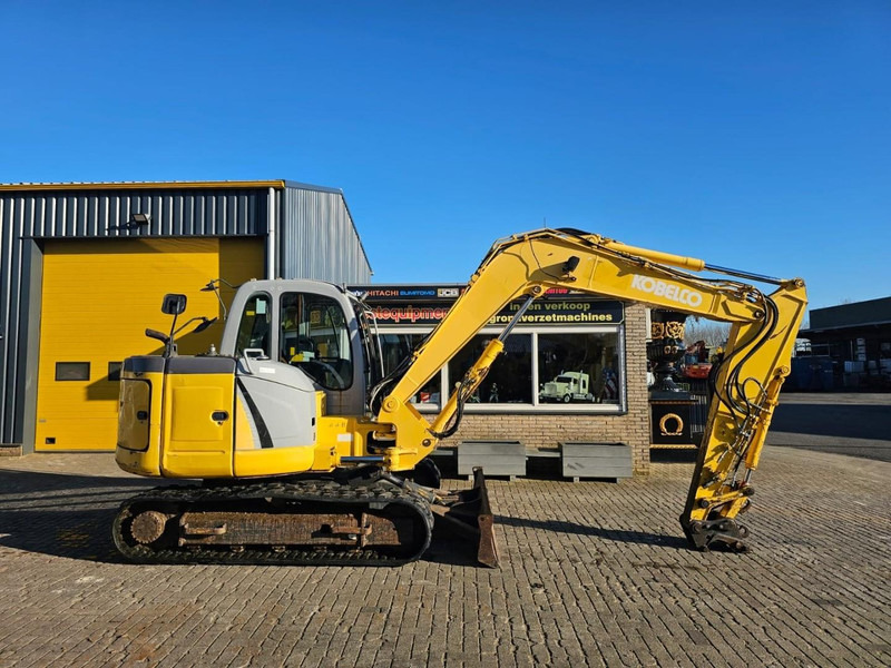 New Holland E80 - Pásové rýpadlo: obrázek 5 New Holland E80 - Pásové rýpadlo: obrázek 5