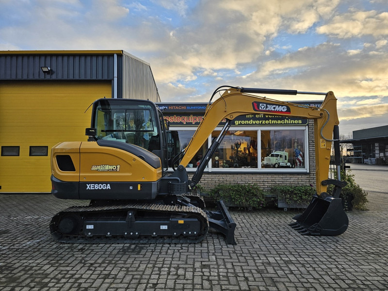 Mini rýpadlo XCMG XE60GA: obrázek 6