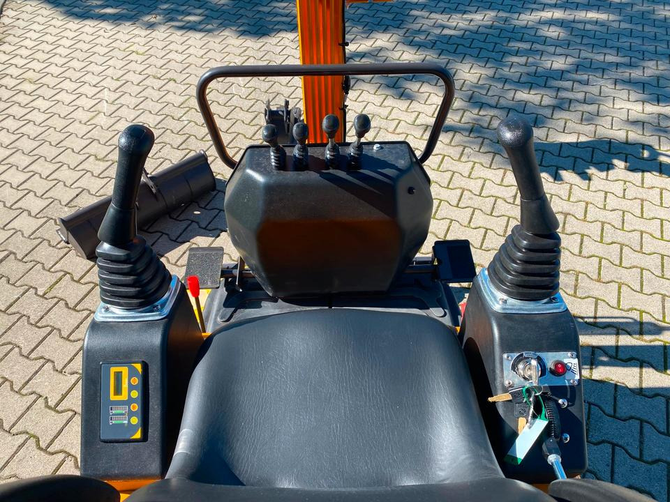 Mini rýpadlo Minibagger BK1300JSR inkl. 3 Schaufeln *INKL.19% MWST*BERGER KRAUS*KUBOTA D902 11,8KW*JOYSTICK*SCHENKWARM*SOFORT!*: obrázek 9