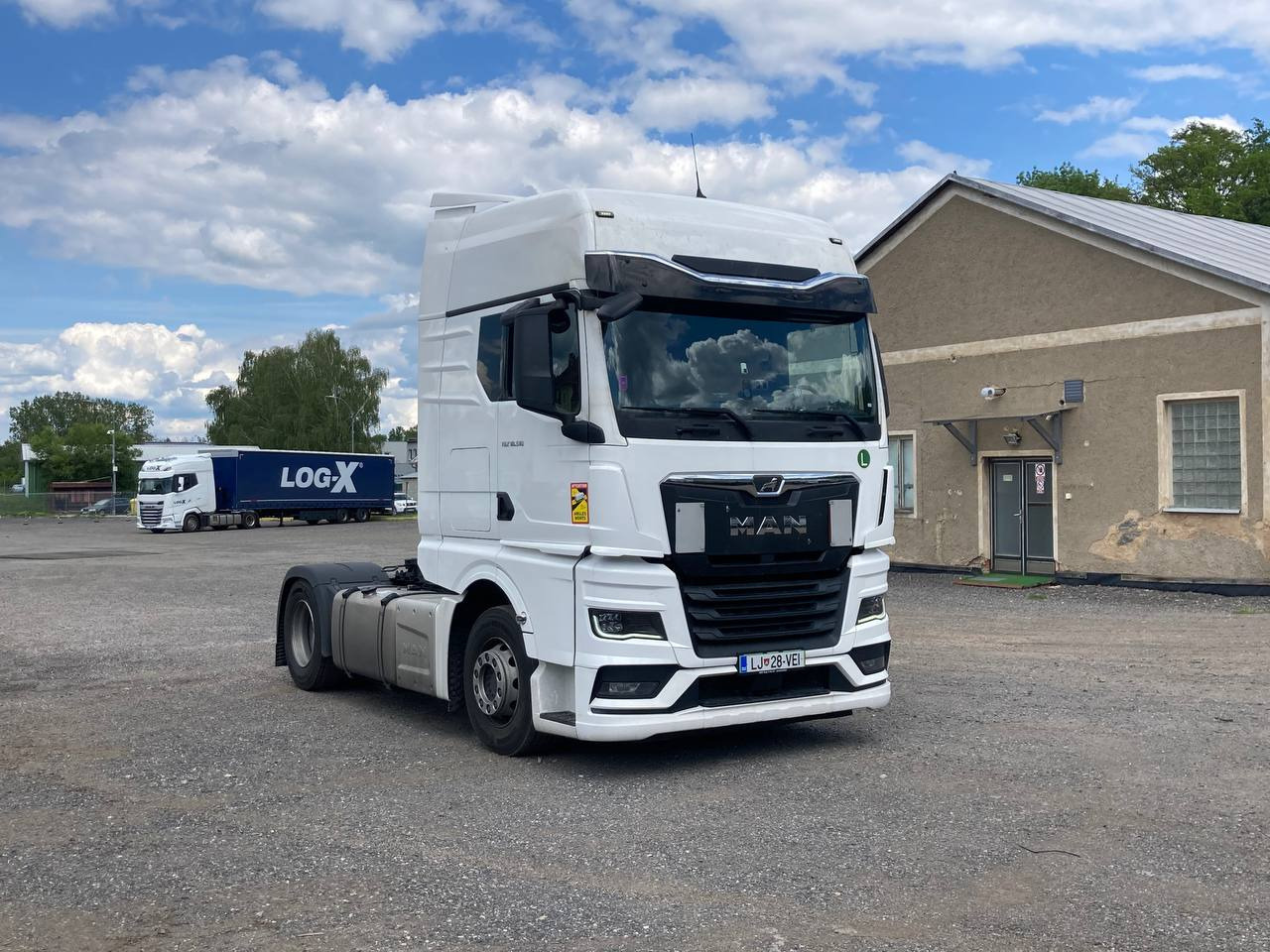 MAN TGX 18.510 XXL*RETARDER*2xTANK*STANDARD*2021 - Tahač: obrázek 3 MAN TGX 18.510 XXL*RETARDER*2xTANK*STANDARD*2021 - Tahač: obrázek 3