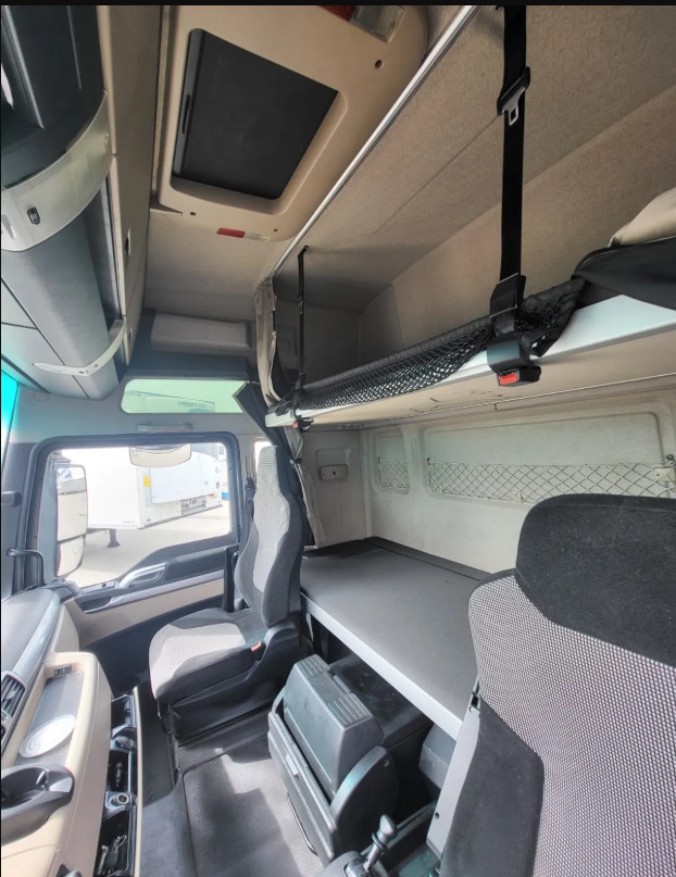 MAN TGX18.500 XXL*2xTANK*RETARDER - Tahač: obrázek 5 MAN TGX18.500 XXL*2xTANK*RETARDER - Tahač: obrázek 5