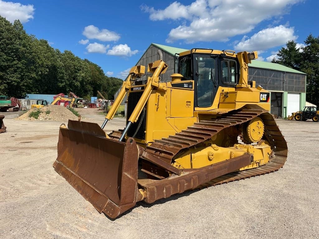 CAT D 6 T LGP - Buldozer: obrázek 1 CAT D 6 T LGP - Buldozer: obrázek 1