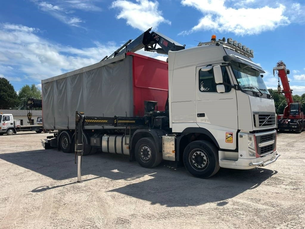 Volvo FH 460 - Plachtový nákladní auto: obrázek 1 Volvo FH 460 - Plachtový nákladní auto: obrázek 1