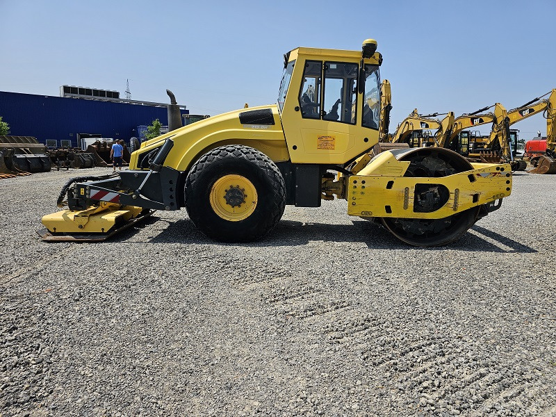BOMAG - Kompaktor: obrázek 5 BOMAG - Kompaktor: obrázek 5