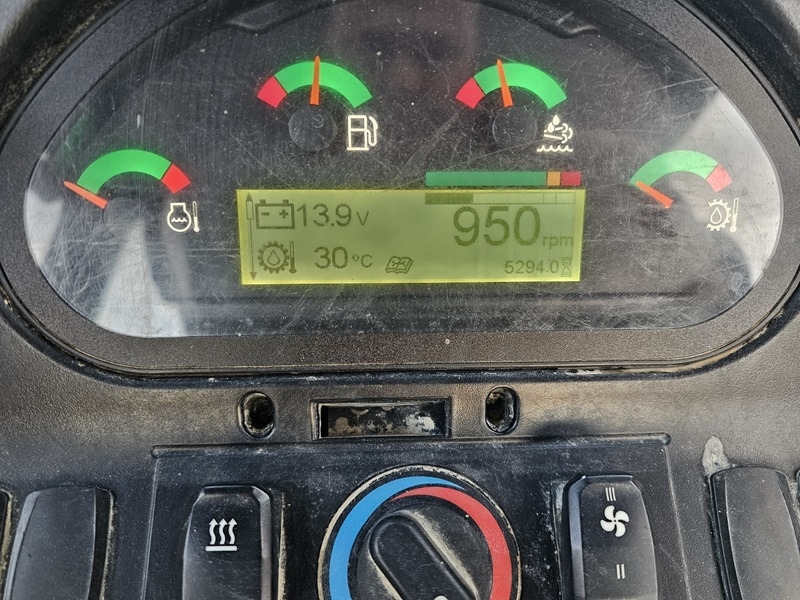 Rýpadlo-nakladač CAT 428F2: obrázek 10 Rýpadlo-nakladač CAT 428F2: obrázek 10