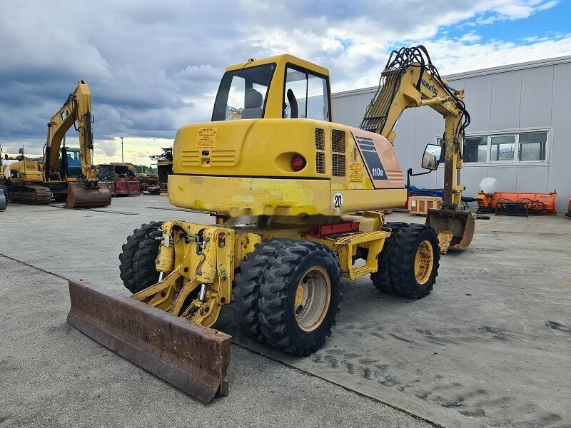 Komatsu PW110 - Kolesové rýpadlo: obrázek 4 Komatsu PW110 - Kolesové rýpadlo: obrázek 4