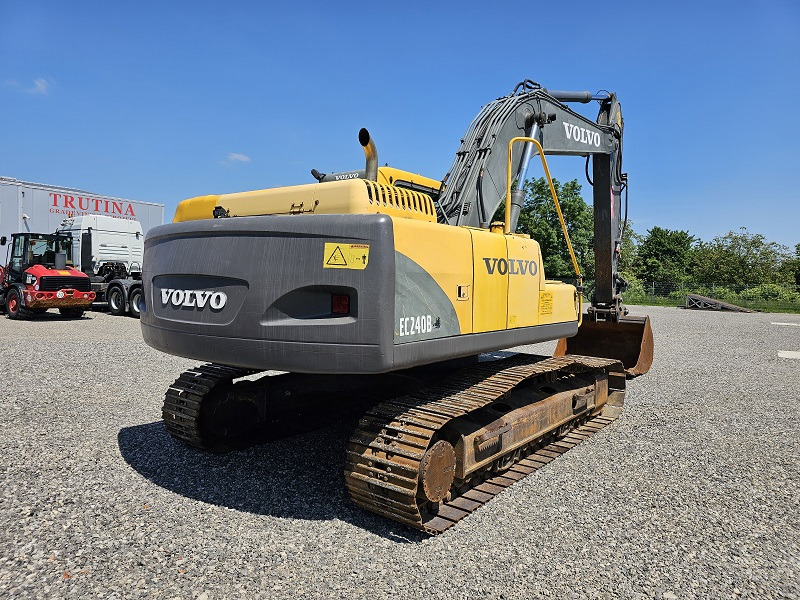 VOLVO EC240BNLC - Pásové rýpadlo: obrázek 4 VOLVO EC240BNLC - Pásové rýpadlo: obrázek 4