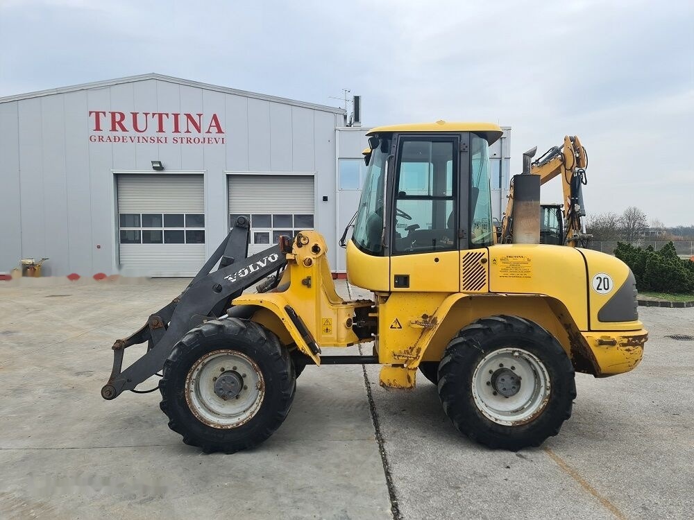 Volvo L40B - Kolový nakladač: obrázek 1 Volvo L40B - Kolový nakladač: obrázek 1