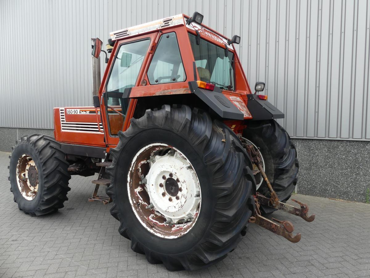 Fiat 160-90 - Traktor: obrázek 5 Fiat 160-90 - Traktor: obrázek 5