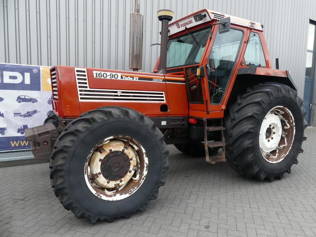 Fiat 160-90 - Traktor: obrázek 2 Fiat 160-90 - Traktor: obrázek 2