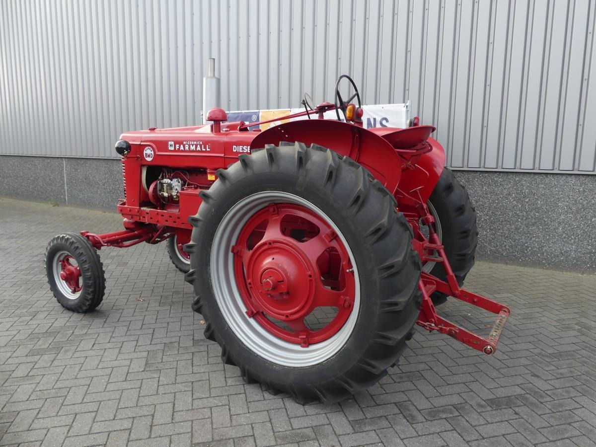 Farmall Super BMD - Jiná technika: obrázek 5 Farmall Super BMD - Jiná technika: obrázek 5