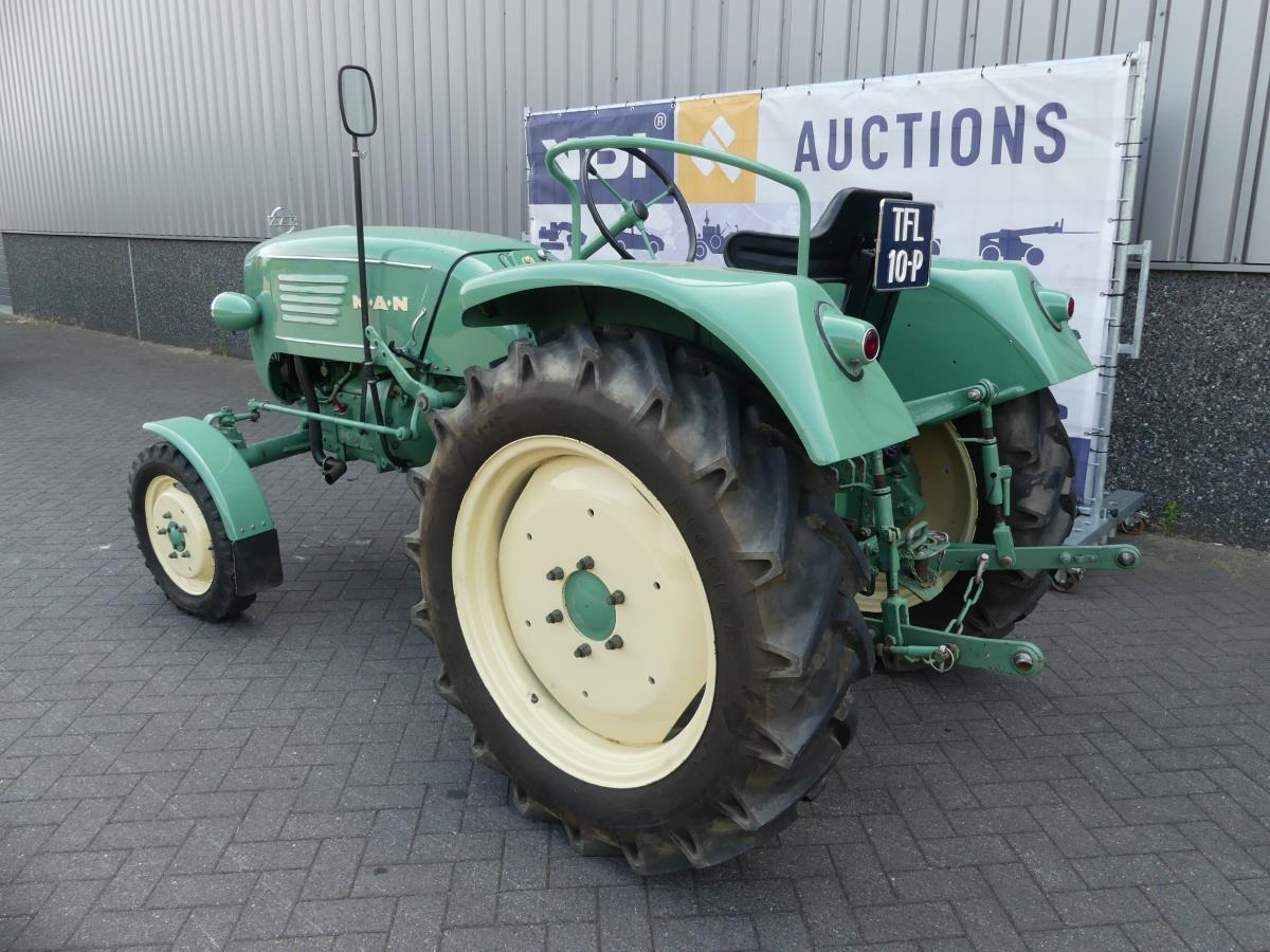 MAN 2K2 - Traktor: obrázek 4 MAN 2K2 - Traktor: obrázek 4