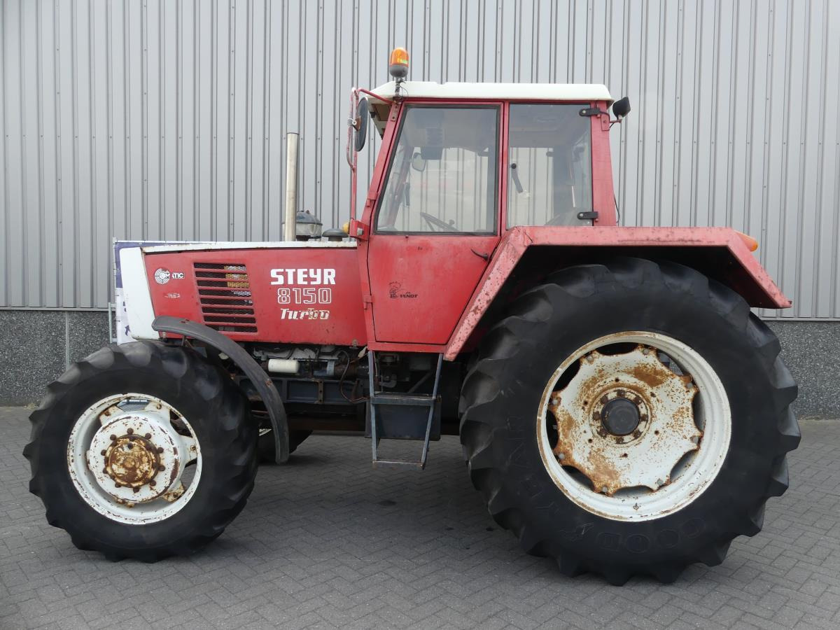 Steyr 8150 - Traktor: obrázek 4 Steyr 8150 - Traktor: obrázek 4