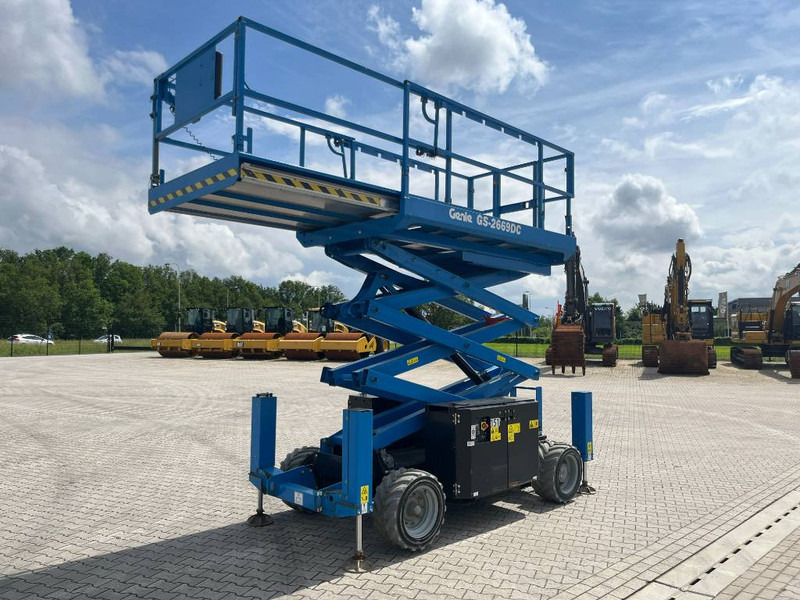 Genie GS 2669 DC - Nůžková plošina: obrázek 1 Genie GS 2669 DC - Nůžková plošina: obrázek 1