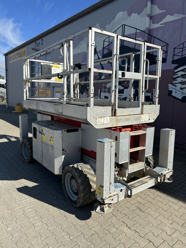 GENIE GS3369RT - Nůžková plošina: obrázek 3 GENIE GS3369RT - Nůžková plošina: obrázek 3