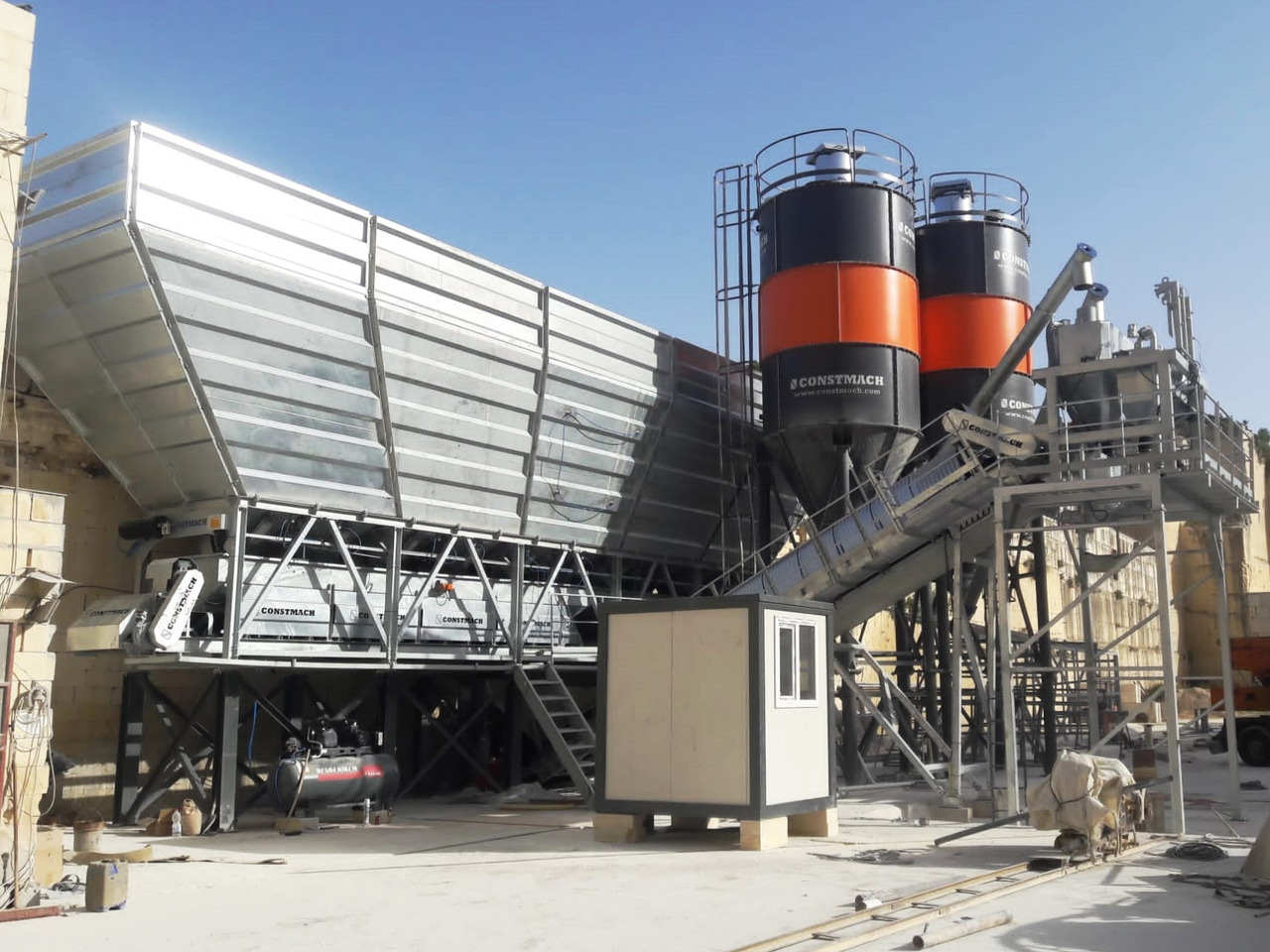 Constmach 100 m³/h Dry Type Concrete Batching Plant - Betonárna: obrázek 2 Constmach 100 m³/h Dry Type Concrete Batching Plant - Betonárna: obrázek 2