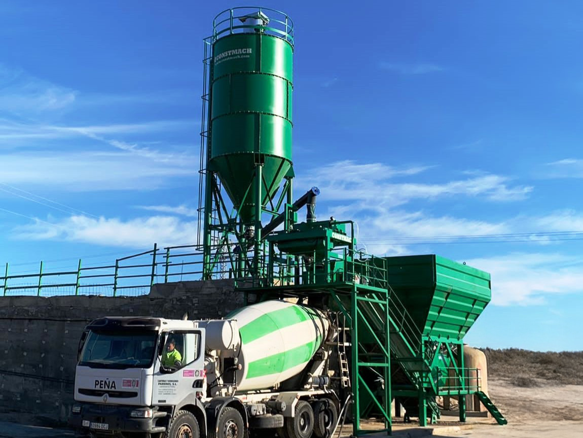 Constmach 60 m³/h Dry Type Concrete Batching Plant - Betonárna: obrázek 1 Constmach 60 m³/h Dry Type Concrete Batching Plant - Betonárna: obrázek 1