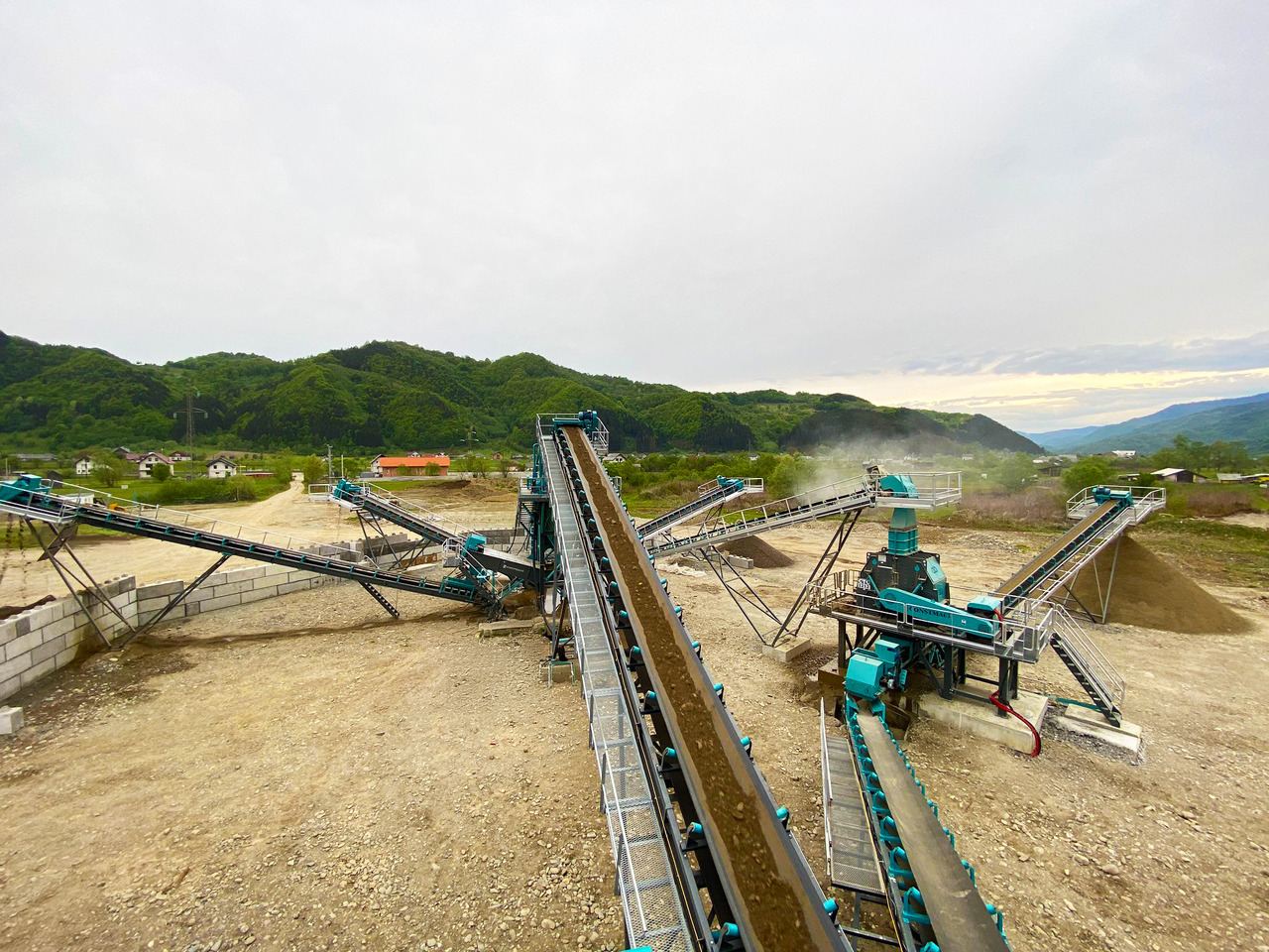 Constmach Installation Stationnaire De Lavage Et De Criblage De Sable Et De Gravier - Třídič: obrázek 3 Constmach Installation Stationnaire De Lavage Et De Criblage De Sable Et De Gravier - Třídič: obrázek 3