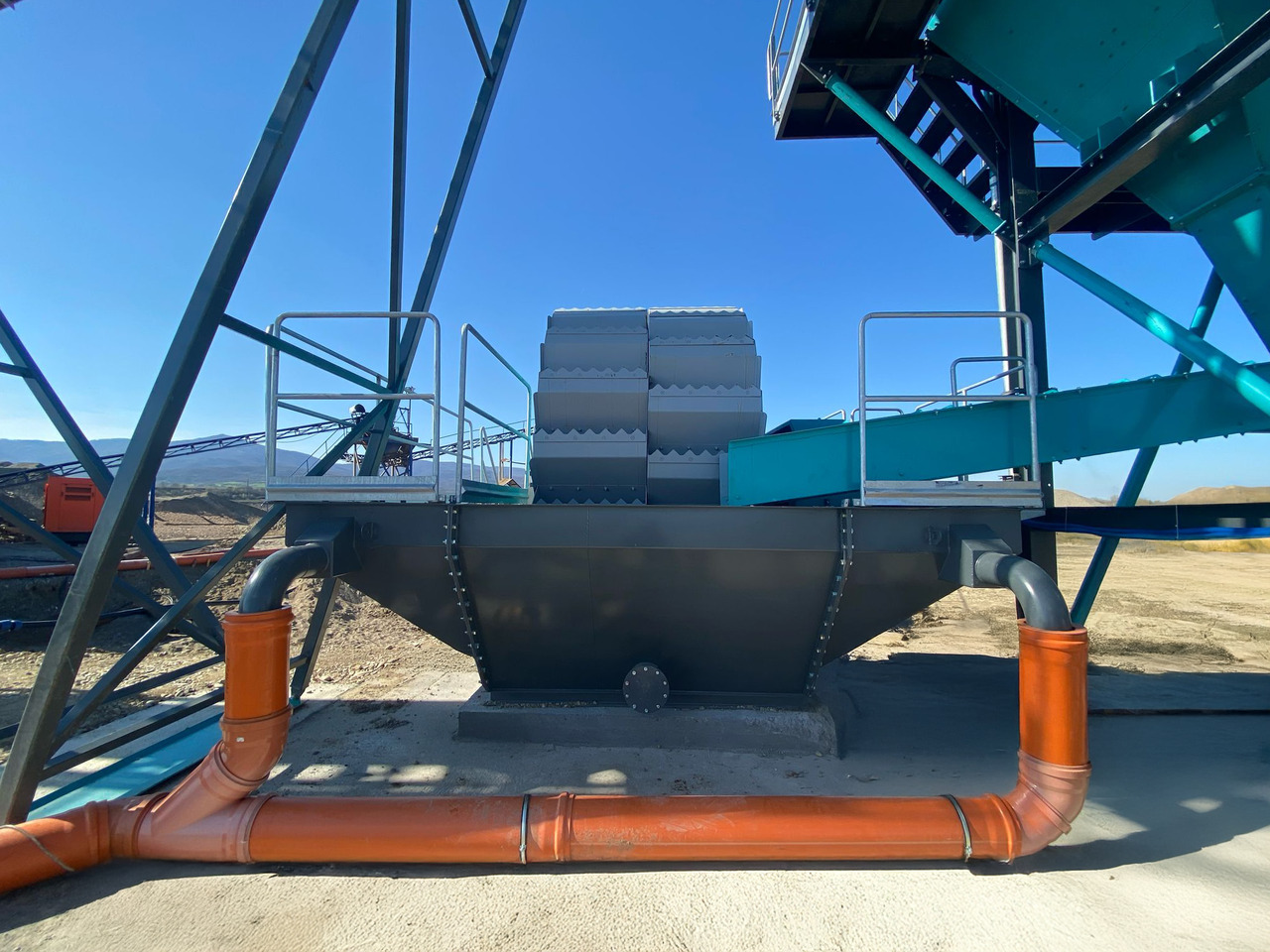 Constmach Machine À Laver Les Sables À Godets Sur Roues - Třídič: obrázek 2 Constmach Machine À Laver Les Sables À Godets Sur Roues - Třídič: obrázek 2