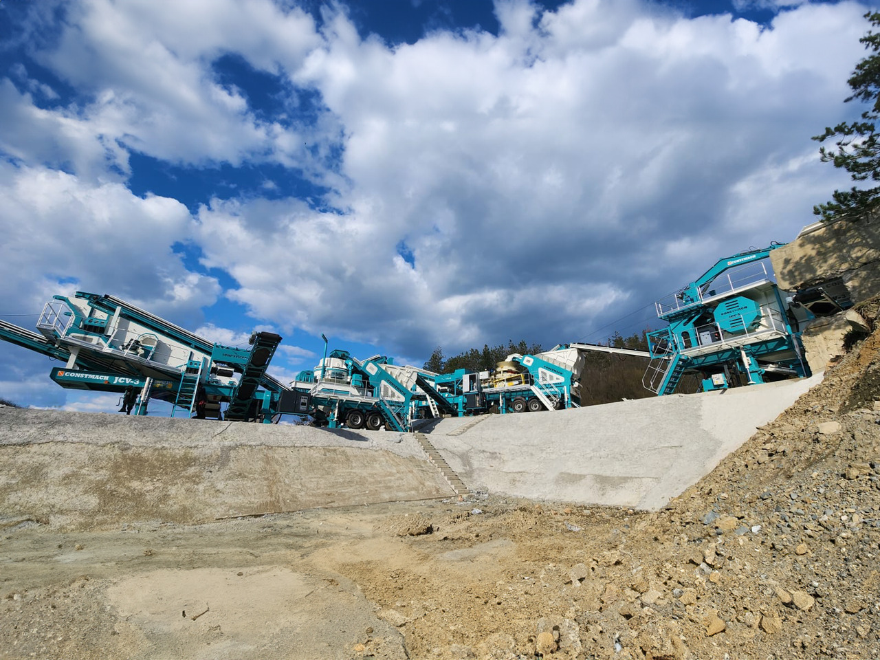 Constmach Mobile Impact Crushing Station With A Production Capacity Of 300 Tons - Mobilní drtič: obrázek 3 Constmach Mobile Impact Crushing Station With A Production Capacity Of 300 Tons - Mobilní drtič: obrázek 3