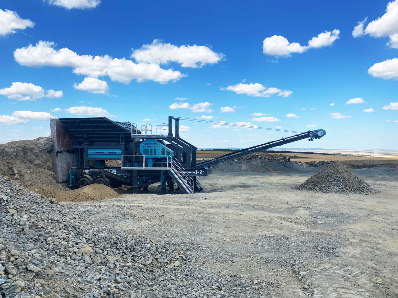 Constmach Mobile Jaw Crusher (Mobile Crusher) With Capacity Of 120-150 Tons - Mobilní drtič: obrázek 3 Constmach Mobile Jaw Crusher (Mobile Crusher) With Capacity Of 120-150 Tons - Mobilní drtič: obrázek 3