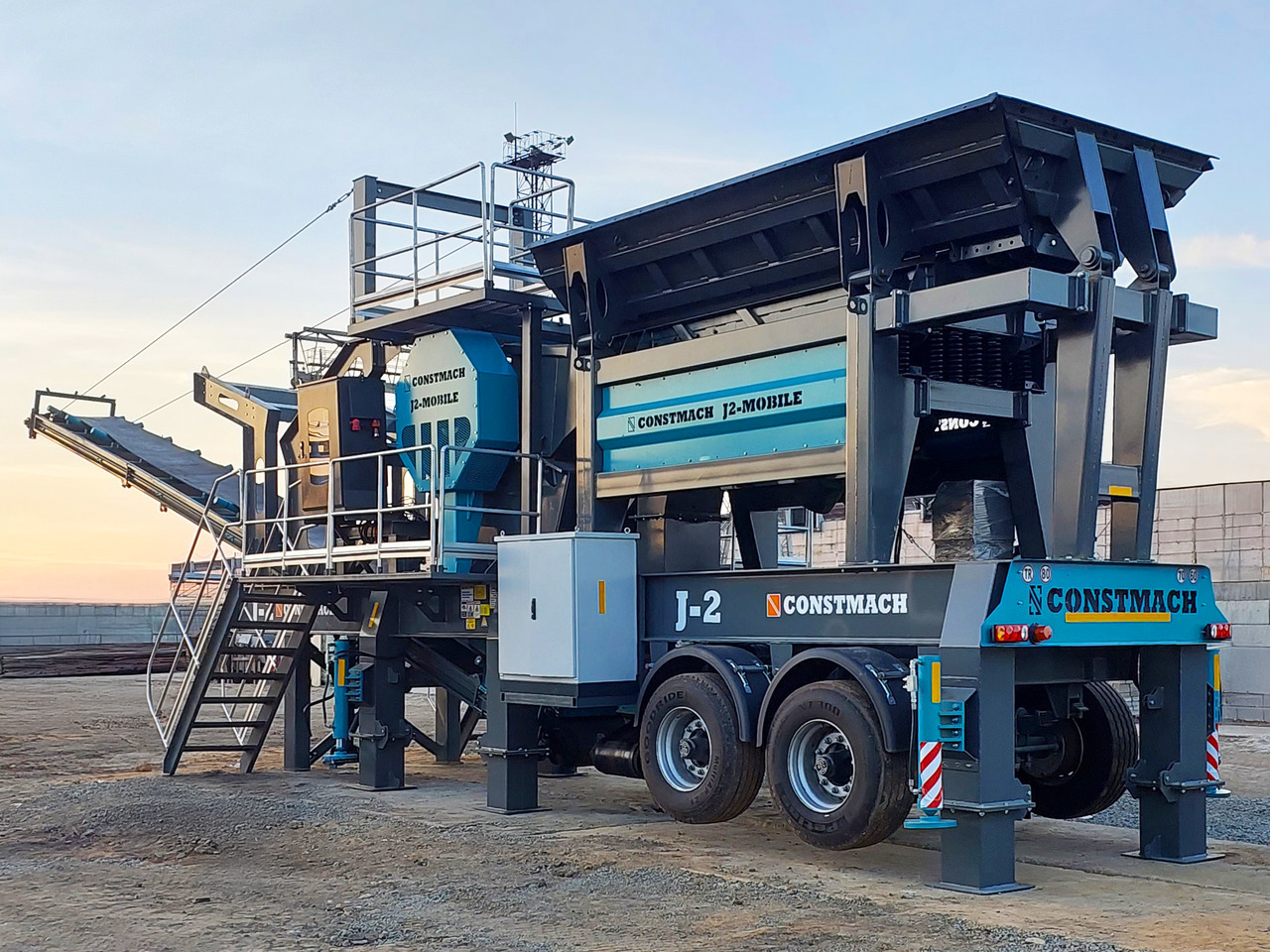 Constmach Mobile Jaw Crusher (Mobile Crusher) With Capacity Of 120-150 Tons - Mobilní drtič: obrázek 2 Constmach Mobile Jaw Crusher (Mobile Crusher) With Capacity Of 120-150 Tons - Mobilní drtič: obrázek 2