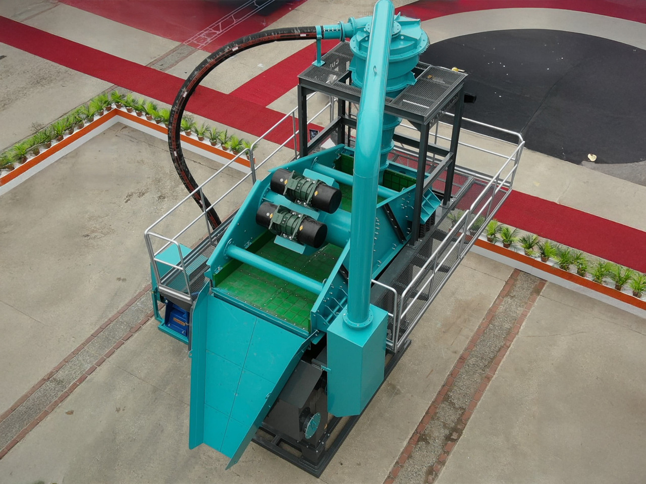 Constmach Tamis De Déshydratation Et Hydrocyclones Garantie Du Meilleur Prix - Třídič: obrázek 4 Constmach Tamis De Déshydratation Et Hydrocyclones Garantie Du Meilleur Prix - Třídič: obrázek 4
