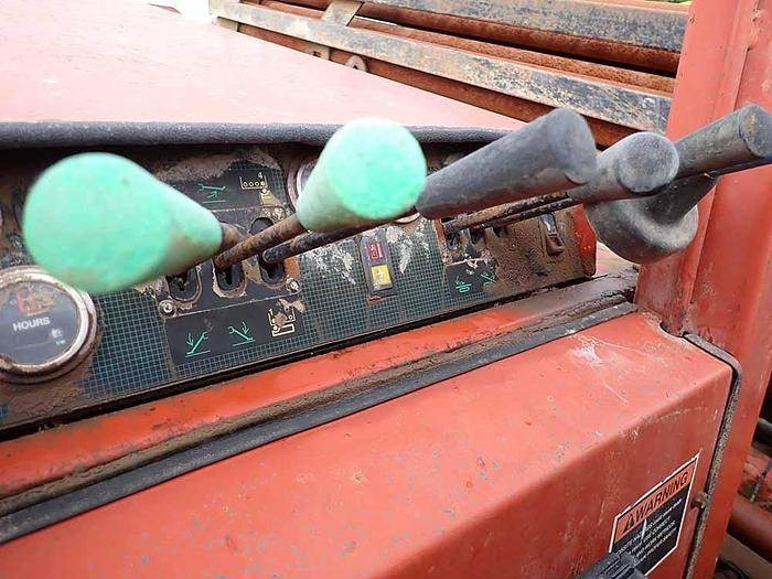 Ditch Witch JT4020 - Vrtná souprava: obrázek 4 Ditch Witch JT4020 - Vrtná souprava: obrázek 4