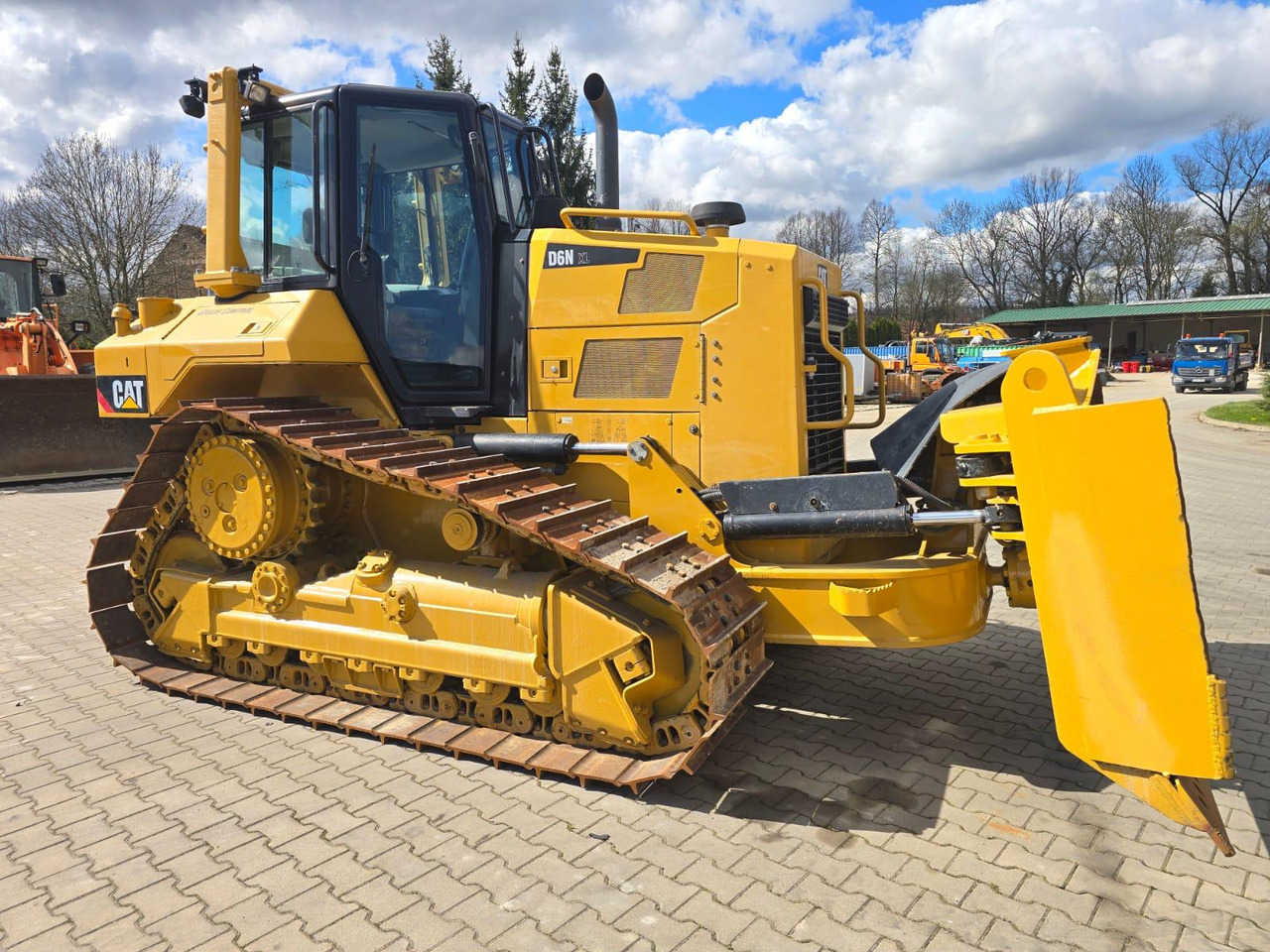 CATERPILLAR D 6 N XL - Buldozer: obrázek 5 CATERPILLAR D 6 N XL - Buldozer: obrázek 5