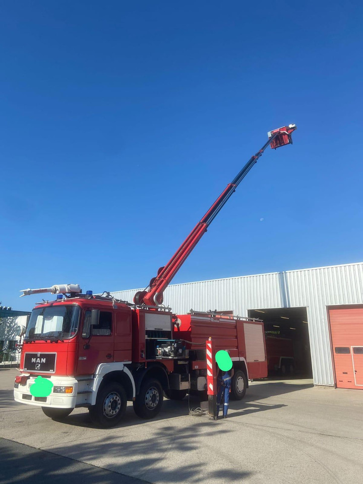 MAN 35.403 - Hasičský vůz: obrázek 3 MAN 35.403 - Hasičský vůz: obrázek 3