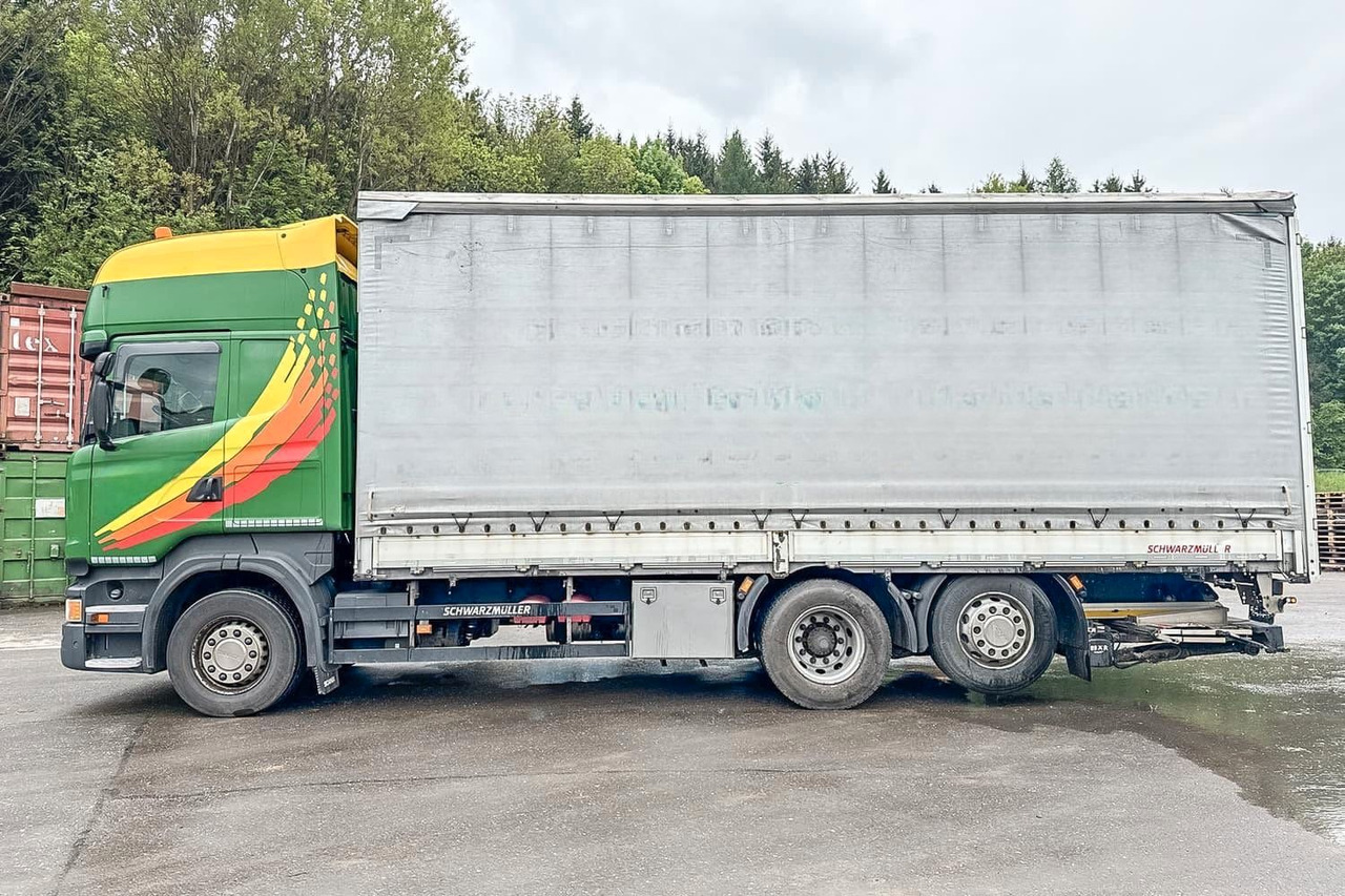 Scania R450 - Plachtový nákladní auto: obrázek 4 Scania R450 - Plachtový nákladní auto: obrázek 4