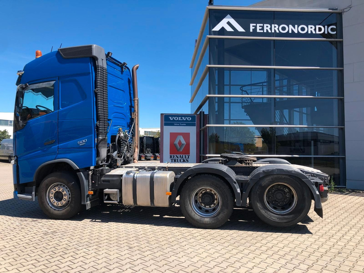 Volvo FH500 6x4*Liftachse*80T*IP-Cool*PTO - Tahač: obrázek 5 Volvo FH500 6x4*Liftachse*80T*IP-Cool*PTO - Tahač: obrázek 5