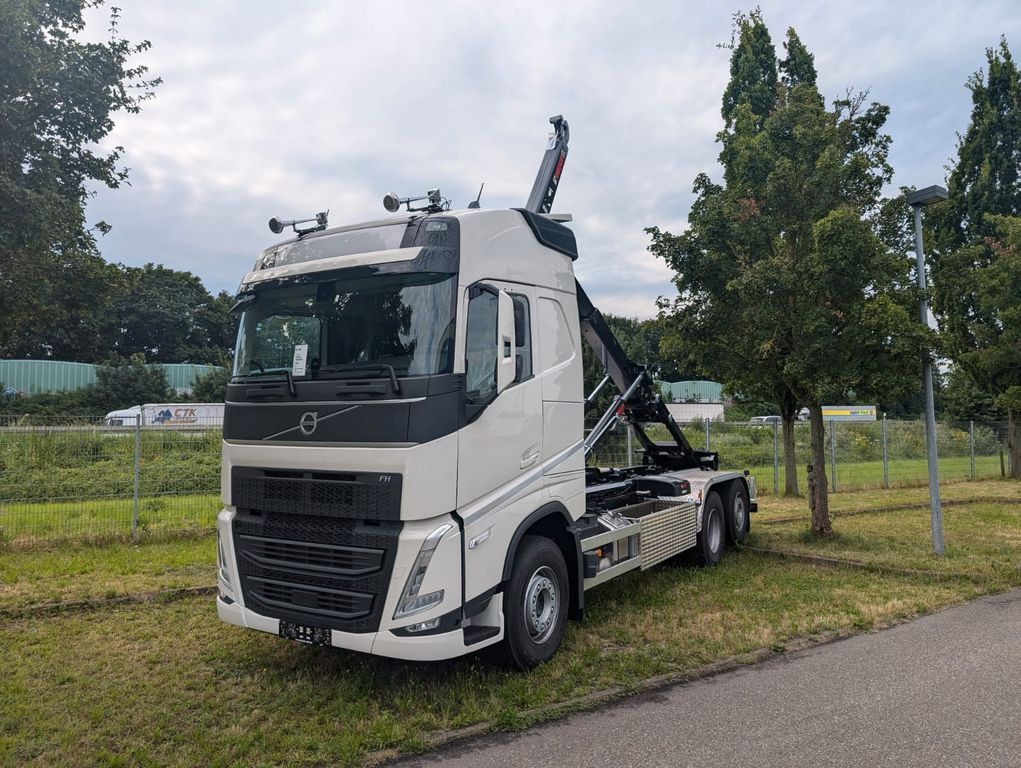 Volvo FH 5006x2 R - Hákový nosič kontejnerů: obrázek 2 Volvo FH 5006x2 R - Hákový nosič kontejnerů: obrázek 2