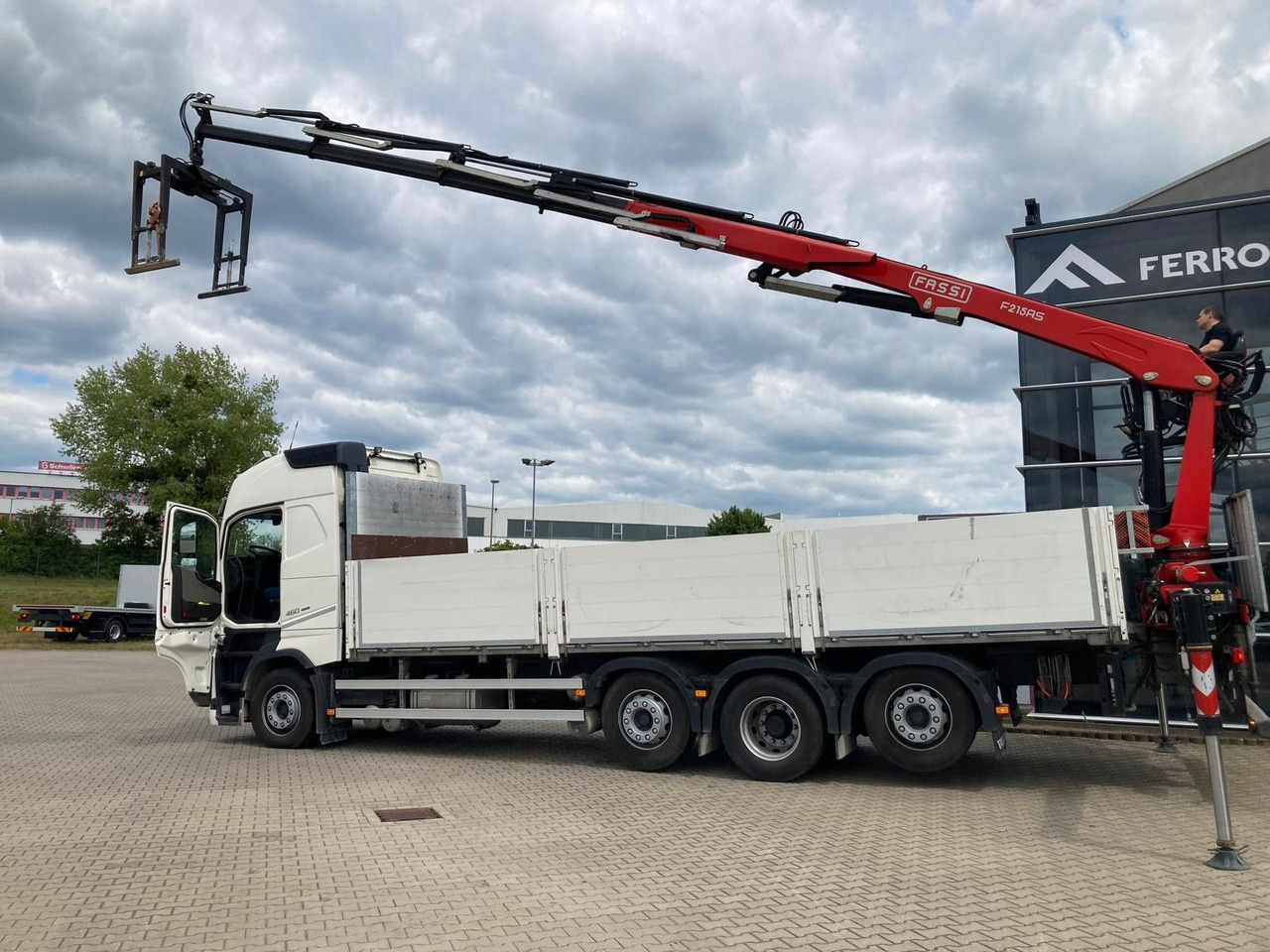 Volvo FH460 8x2 TRIDEM VLA&NLA gelenkt*FASSI F215AS.24 leasing Volvo FH460 8x2 TRIDEM VLA&NLA gelenkt*FASSI F215AS.24: obrázek 10