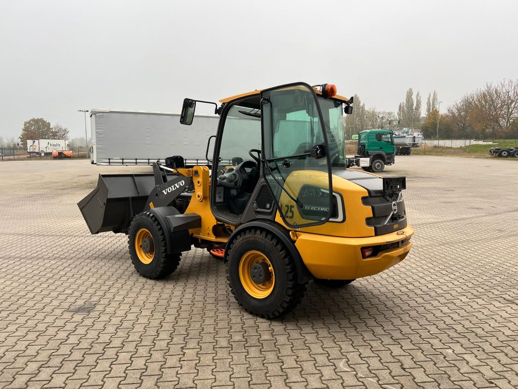 Volvo JL25H Electric *Auch Miete - Kolový nakladač: obrázek 3 Volvo JL25H Electric *Auch Miete - Kolový nakladač: obrázek 3