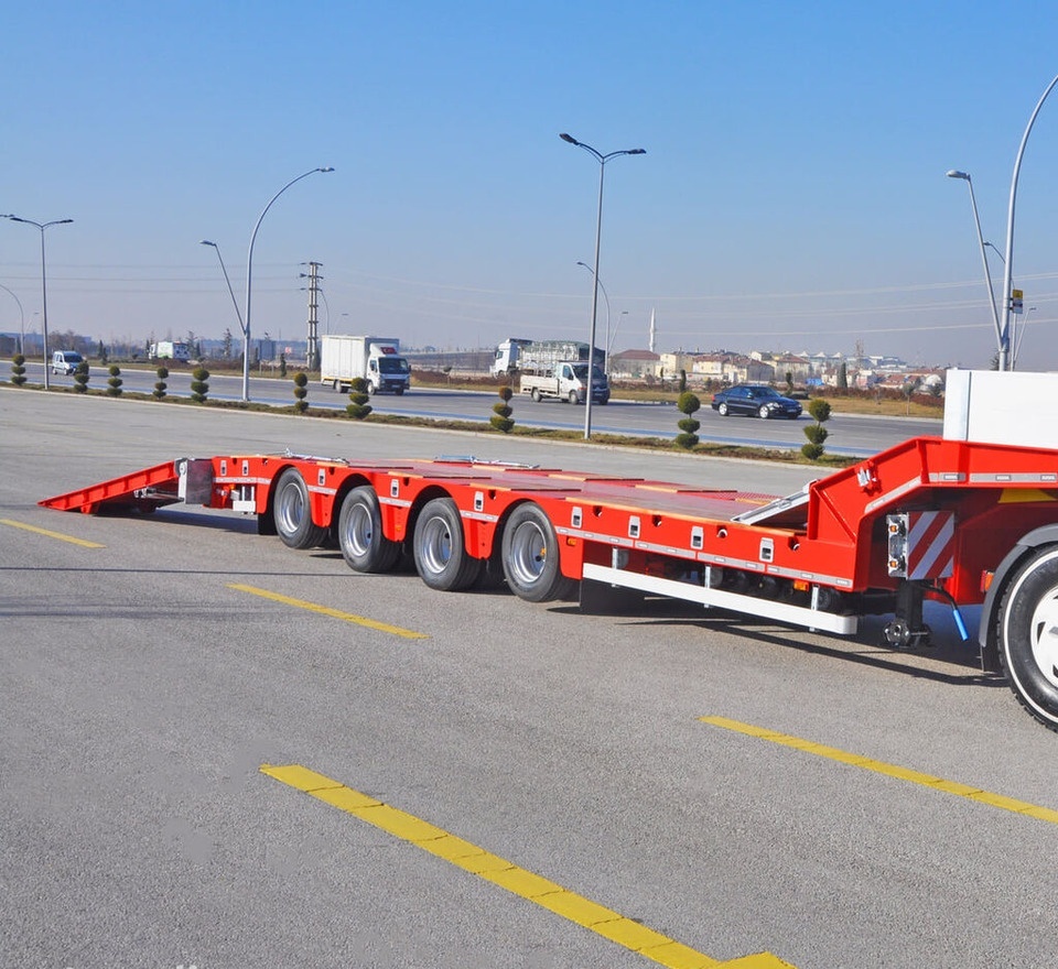 Özgül 4 AXLE LOWBED SEMI TRAILER - Podvalníkový návěs: obrázek 4 Özgül 4 AXLE LOWBED SEMI TRAILER - Podvalníkový návěs: obrázek 4