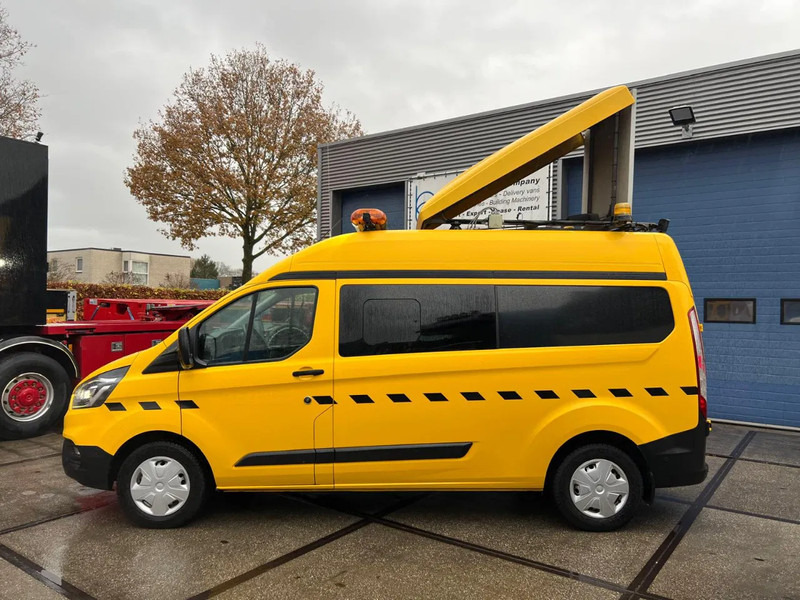 Ford Transit BF3 Escort Van - Furgon: obrázek 1 Ford Transit BF3 Escort Van - Furgon: obrázek 1