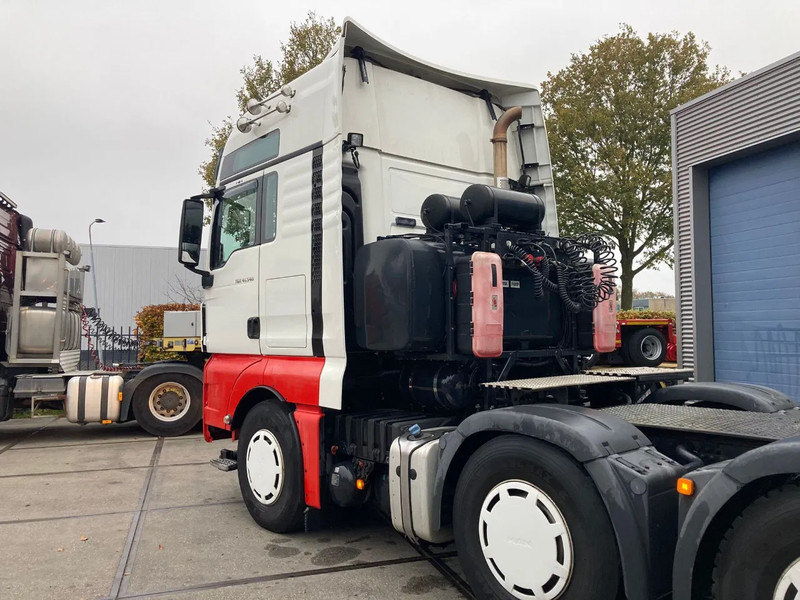 MAN TGX 41.540 8x4/4 BLS - Tahač: obrázek 3 MAN TGX 41.540 8x4/4 BLS - Tahač: obrázek 3