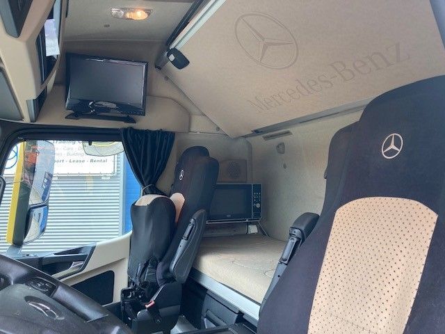 Mercedes-Benz Actros 3351 6x4 - Tahač: obrázek 5 Mercedes-Benz Actros 3351 6x4 - Tahač: obrázek 5