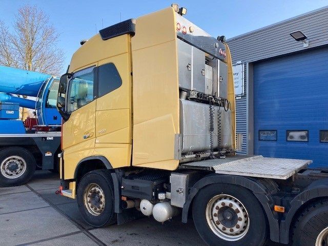Volvo FH 16.750 8x4/4 - Tahač: obrázek 3 Volvo FH 16.750 8x4/4 - Tahač: obrázek 3