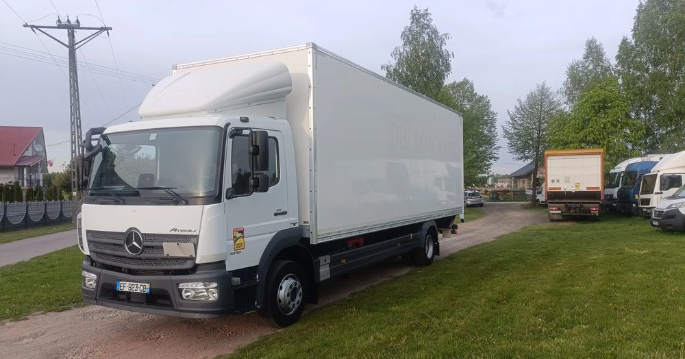 Mercedes-Benz Atego 1218 - Skříňový nákladní auto: obrázek 2 Mercedes-Benz Atego 1218 - Skříňový nákladní auto: obrázek 2