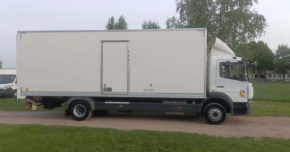 Mercedes-Benz Atego 1218 - Skříňový nákladní auto: obrázek 5 Mercedes-Benz Atego 1218 - Skříňový nákladní auto: obrázek 5
