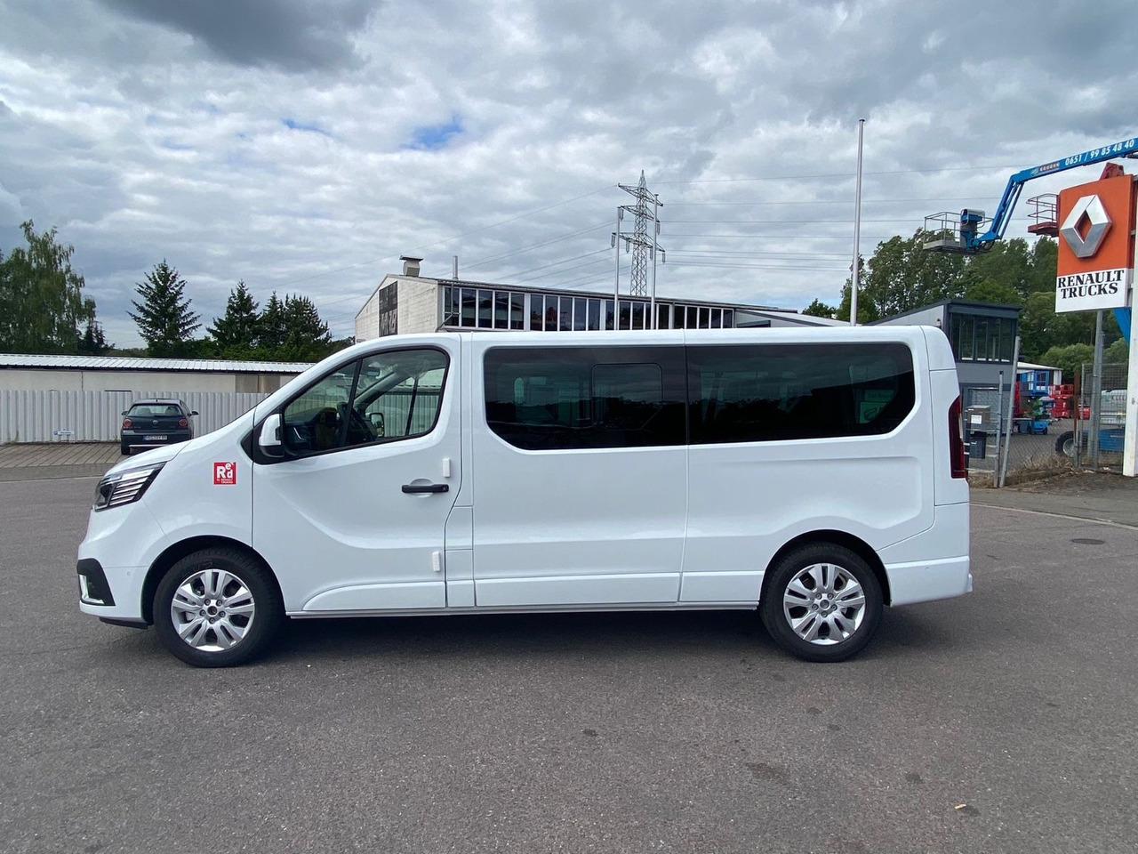 Renault TRAFIC RED KOMBI - Minibus, Mikrobus: obrázek 4 Renault TRAFIC RED KOMBI - Minibus, Mikrobus: obrázek 4