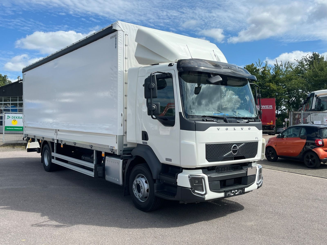 Volvo FL16.280 Junge Schiebeplane - Plachtový nákladní auto: obrázek 3 Volvo FL16.280 Junge Schiebeplane - Plachtový nákladní auto: obrázek 3