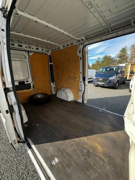 Furgon Peugeot Boxer L2H2 2,2L HDI: obrázek 9