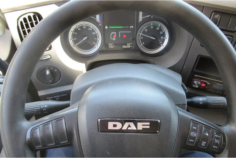 DAF LF 250 250 bak + klep + schuifzeil E6 - Plachtový nákladní auto: obrázek 5 DAF LF 250 250 bak + klep + schuifzeil E6 - Plachtový nákladní auto: obrázek 5