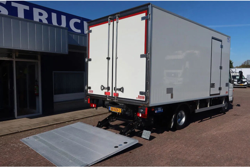 FUSO Canter Thermoking T 600R Koel/Vries + Laadklep - Chladírenský nákladní automobil: obrázek 4 FUSO Canter Thermoking T 600R Koel/Vries + Laadklep - Chladírenský nákladní automobil: obrázek 4